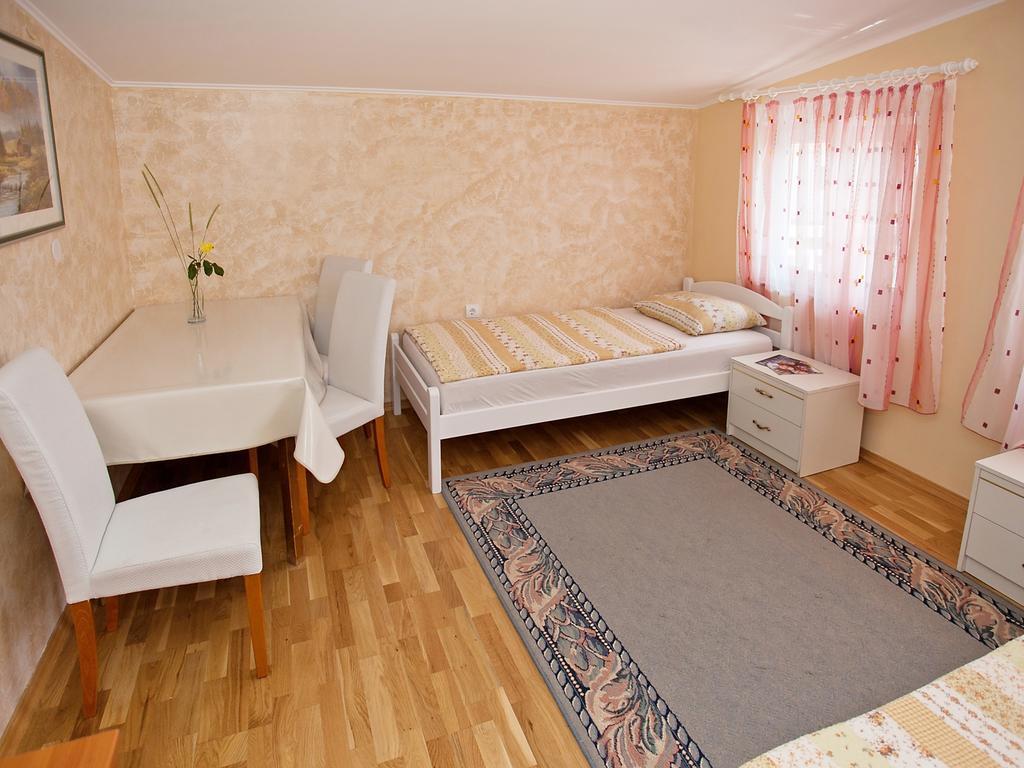 Apartment Zadar Diklo Borik Vir Phòng bức ảnh