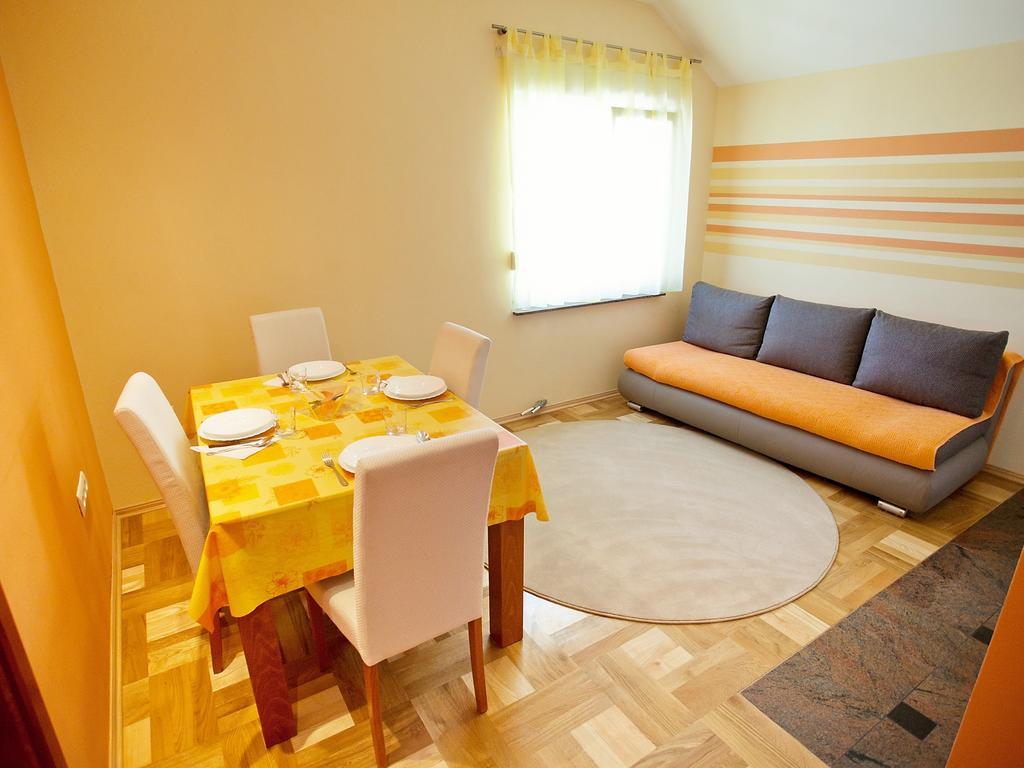 Apartment Zadar Diklo Borik Vir Phòng bức ảnh